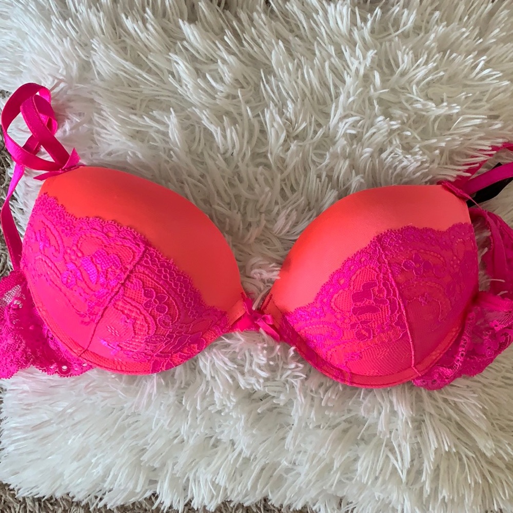 Smart and Sexy Super Push Up bra